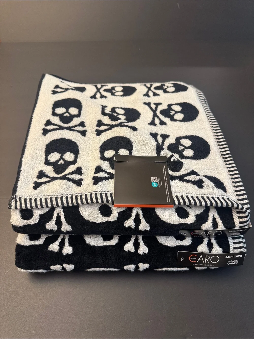 2pc CARO HOME Skull Pattern Bath Towel Set - Halloween - 100% Cotton-Black/White